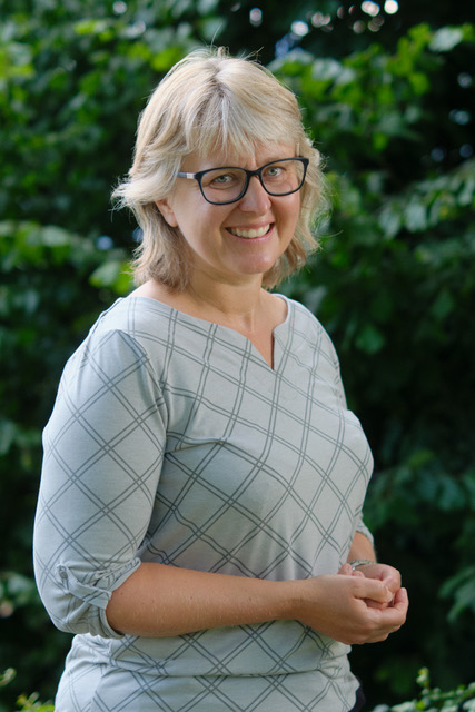 Esther Klopfenstein